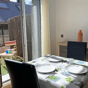 Araco 3000 Apartment
